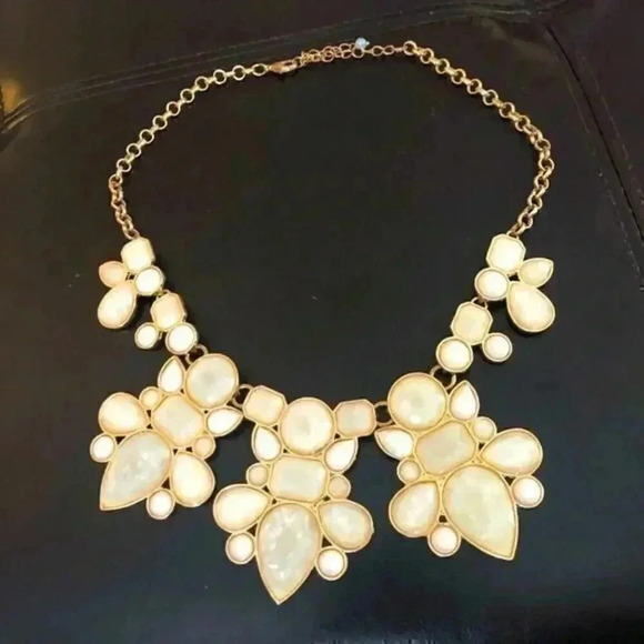 5/$25! Large gold and white Statement Necklace - Picture 1 of 4